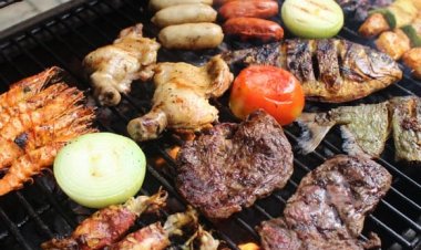 Meriahkan Malam Pergantian Tahun dengan Seafood Barbeque Night di Hotel Santika Premiere ICE - BSD City