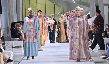 JNE Berkolaborasi Dengan Itang Yunasz dalam menyambut Ramadan dan Hari Raya