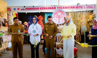 Dukung Produk Lokal, Pilar Saga Ichsan Buka Ajang Pameran Kerajinan Kecamatan Setu