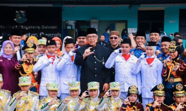 Peringatan Hardiknas 2023, Benyamin Ingatkan Guru untuk Terus Berinovasi dalam Mengajar