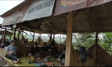 Ingin Berburu Makanan Khas Betawi yang Melegenda di Tangsel? Ini tempatnya