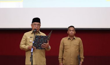 Lantik 1.104 PPPK Tenaga Kesehatan, Benyamin Davnie: Patuhi Aturan, dan Jaga Etika