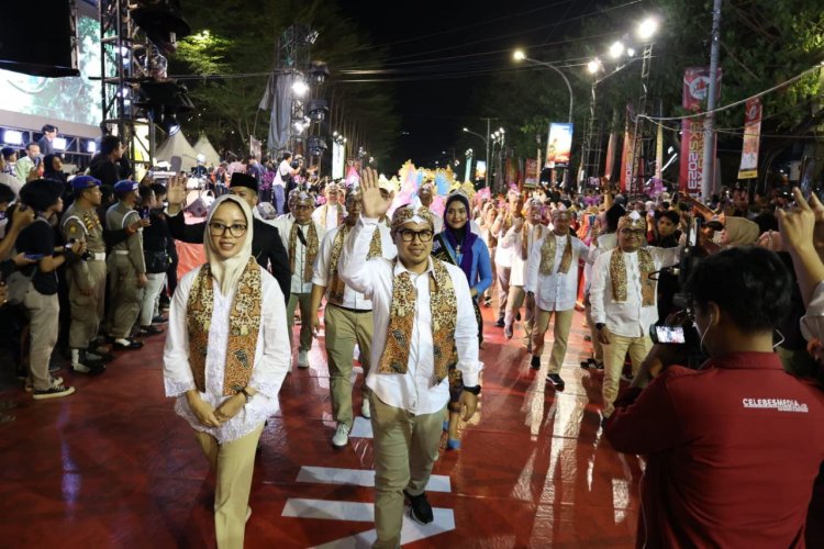 Karnaval Rakernas XVI Apeksi di Makassar, Pilar Kenalkan Batik Khas Tangsel
