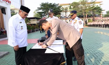 Benyamin  Serahkan 3 Unit ETLE Mobile ke Polres Tangsel