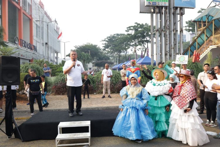 World Cleanup Day 2023, Benyamin Ajak Masyarakat Tangsel Pilah Sampah dari Rumah