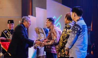 Beri Award ke Wajib Pajak, Benyamin: Ini Bentuk Apresiasi dan Penghargaan Pemkot Tangsel