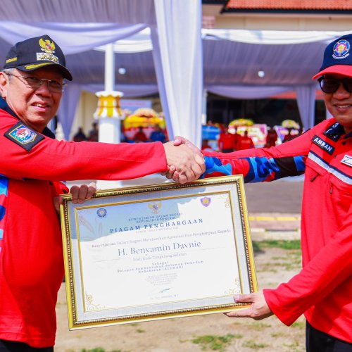 Bentuk 1.500 Relawan Pemadam Kebakaran, Kemendagri Beri Penghargaan ke Pemkot Tangsel