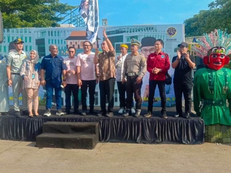 Lepas 904 Peserta Mudik Gratis Pemkot Tangsel, Benyamin: Insha Allah Tahun Depan Kita Lanjutkan