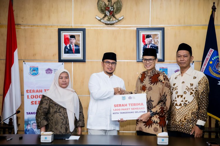 Serahkan 1000 Paket Sembako ke Yatim dan Dhuafa, Pilar Ajak Warga Tangsel Perangi Kemiskinan