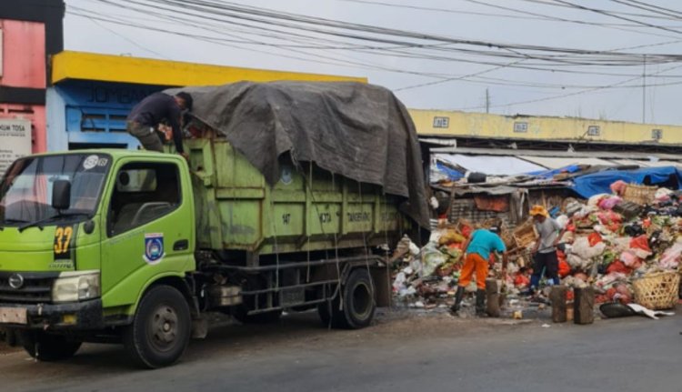 Ada Kenaikan 10 Persen, DLH Kota Tangsel Angkut Ratusan Ton Sampah Saat Libur Lebaran