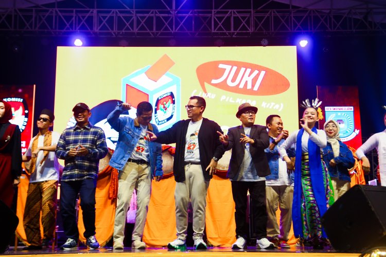 Pilar Saga Ichsan Hadiri Peluncuran Juki, Maskot Baru Pilkada Tangsel 2024